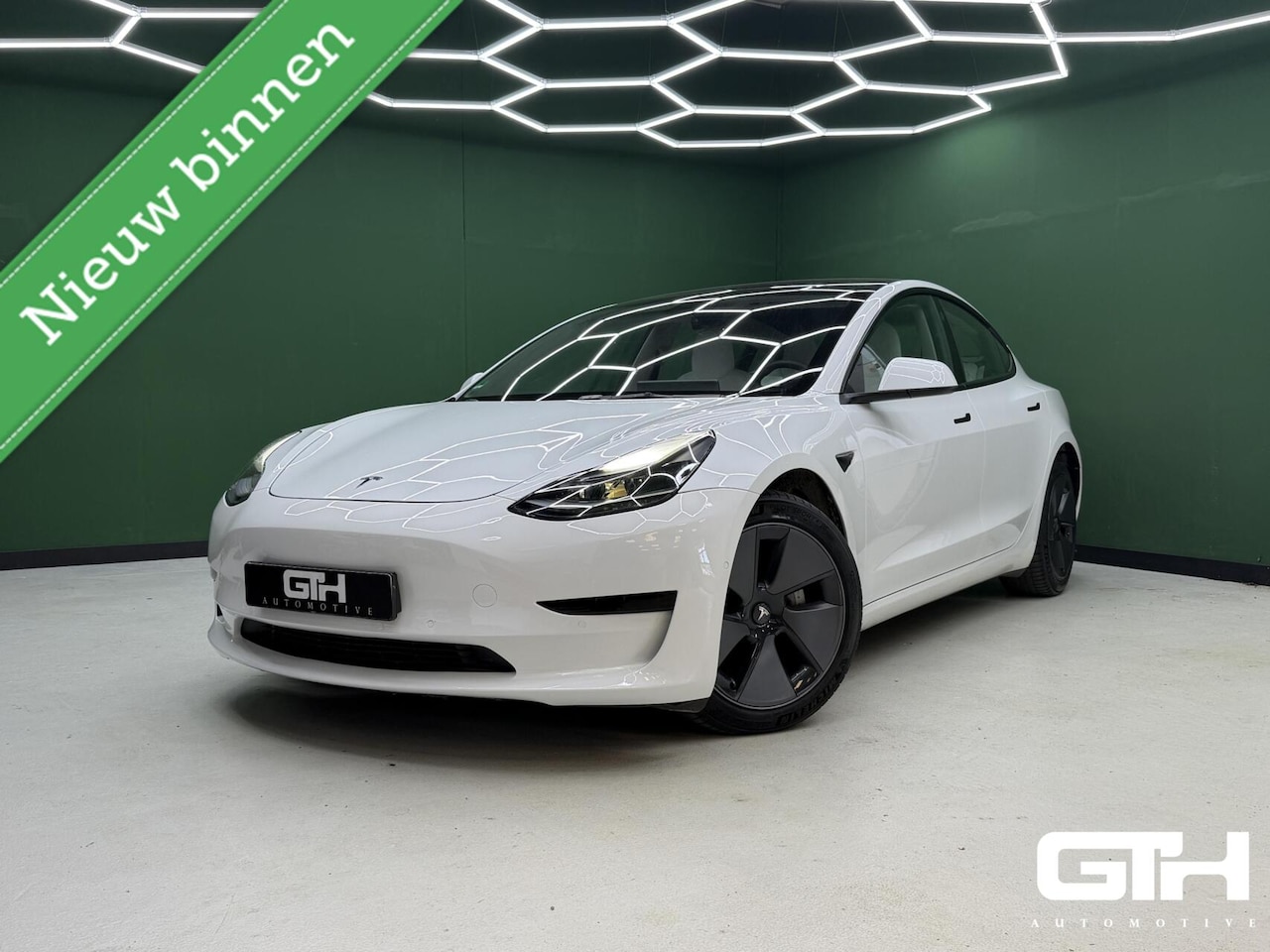 Tesla Model 3 - Standard RWD Plus 60 kWh Autopilot | Leder - AutoWereld.nl