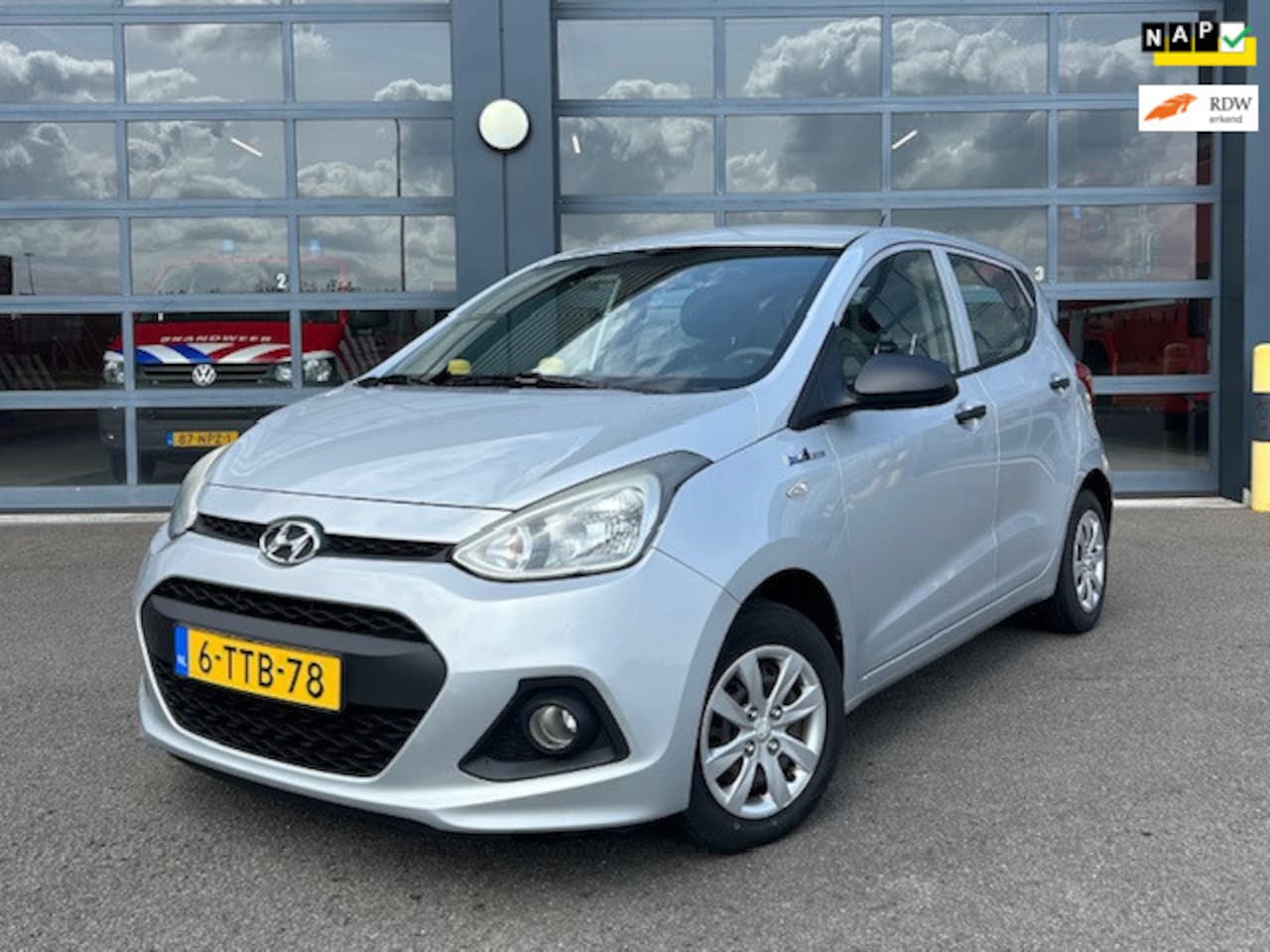 Hyundai i10 - 1.0i i-Drive 1.0i i-Drive - AutoWereld.nl