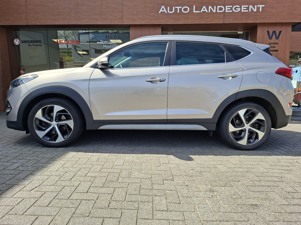 Hyundai Tucson - 1.6 T-GDI 177 pk Automaat | Lederen bekleding | Trekhaak |Stoel /stuur verwarmin - AutoWereld.nl