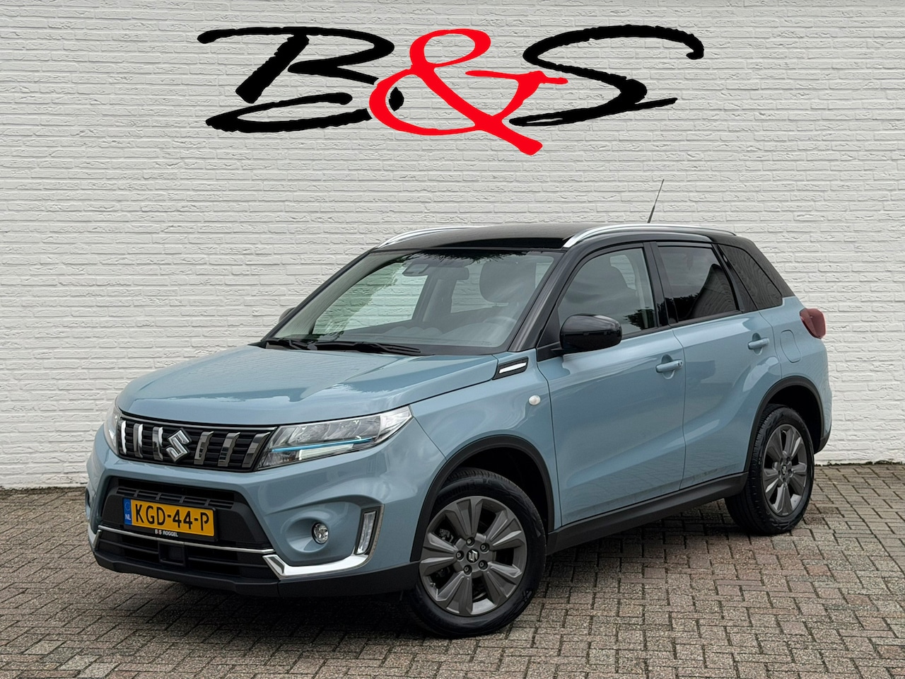 Suzuki Vitara - 1.5 Hybrid Automaat Full led Adapt Cruise Clima Stoelverwarming Navigatie Carplay Dab+ - AutoWereld.nl