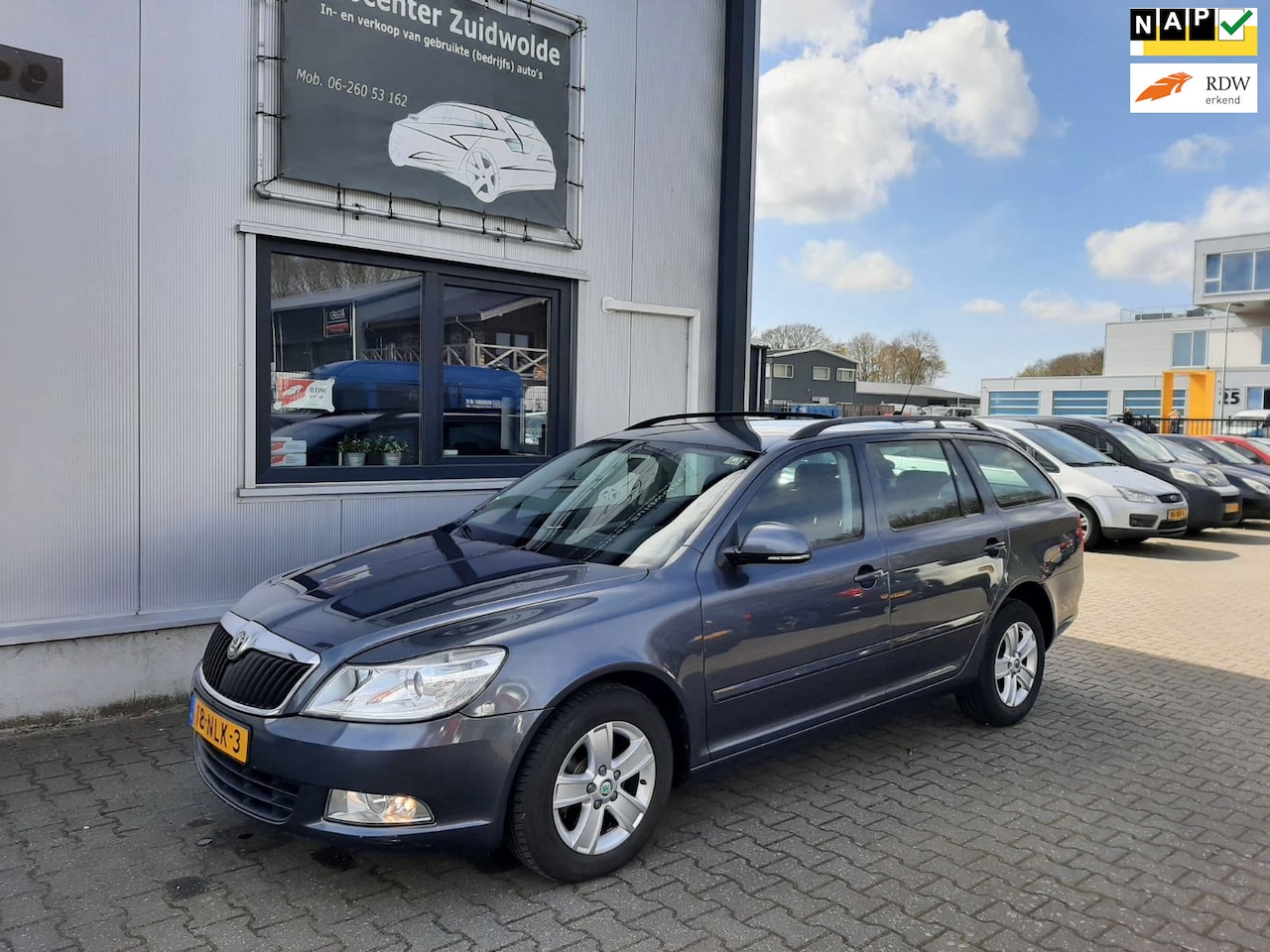 Skoda Octavia Combi - 1.6 TDI Greenline clima cruise - AutoWereld.nl