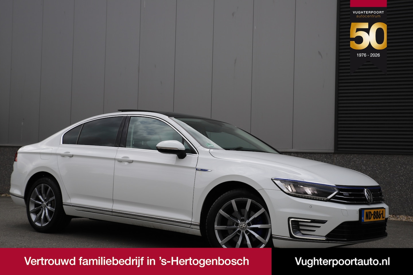 Volkswagen Passat - 1.4 TSI GTE Highline/Virtual Cockpit/ Trekhaak/Schuifdak - AutoWereld.nl