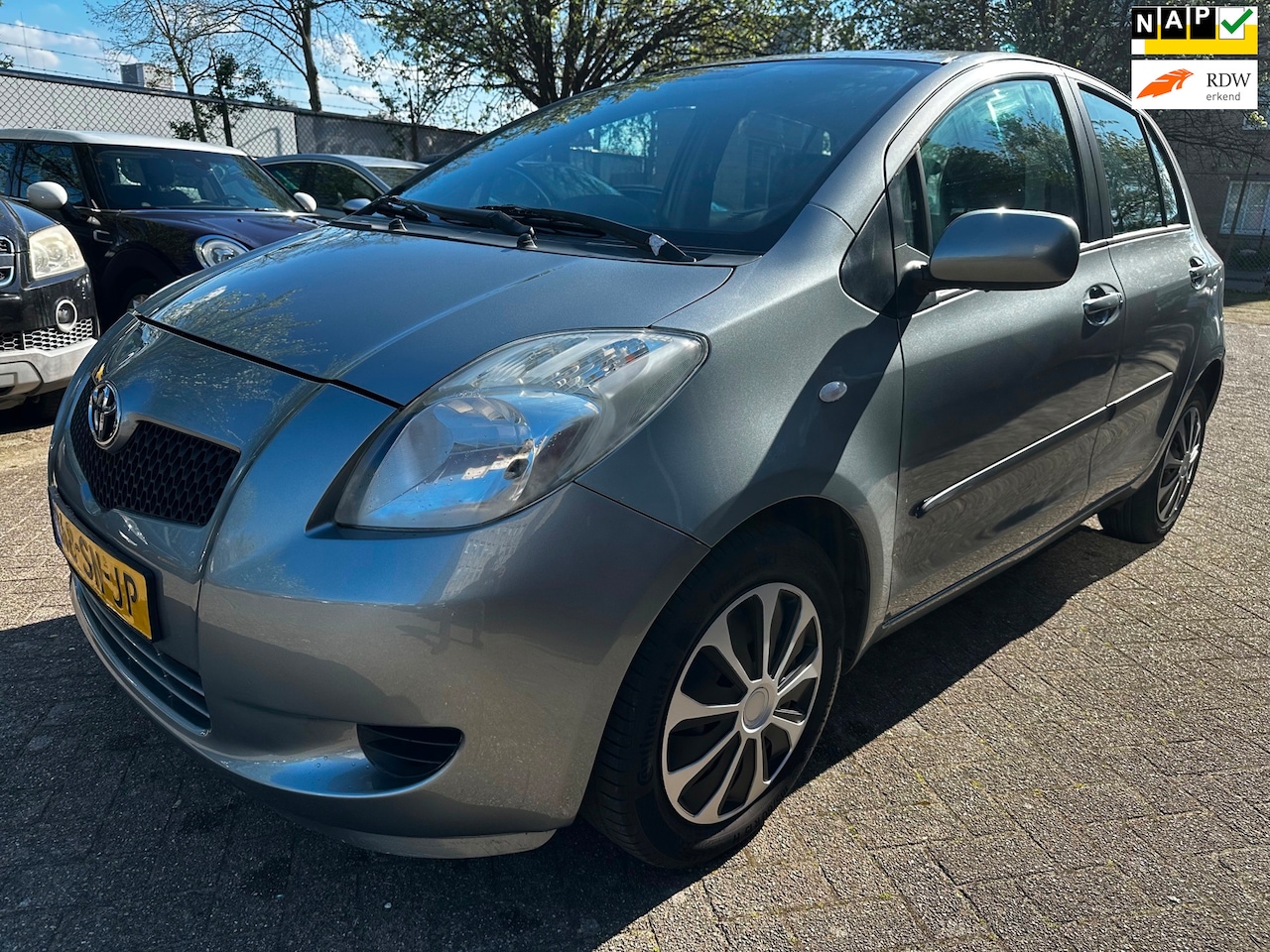 Toyota Yaris - 1.3 VVTi Sol MMT 1.3 VVTi Sol MMT,Automaat,Nap - AutoWereld.nl