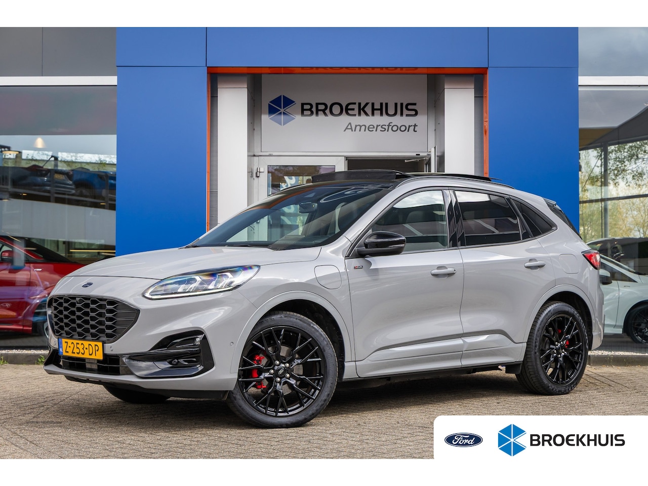 Ford Kuga - 2.5 PHEV Graphite Tech Edition | Head-Up | Panoramadak | Apple Carplay/Android Auto | 20'' - AutoWereld.nl