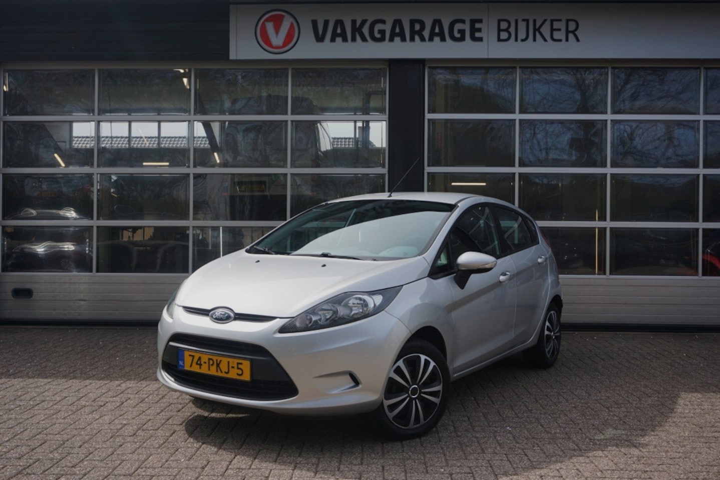Ford Fiesta - 1.25 Limited 1.25 Limited Nieuwe apk! - AutoWereld.nl