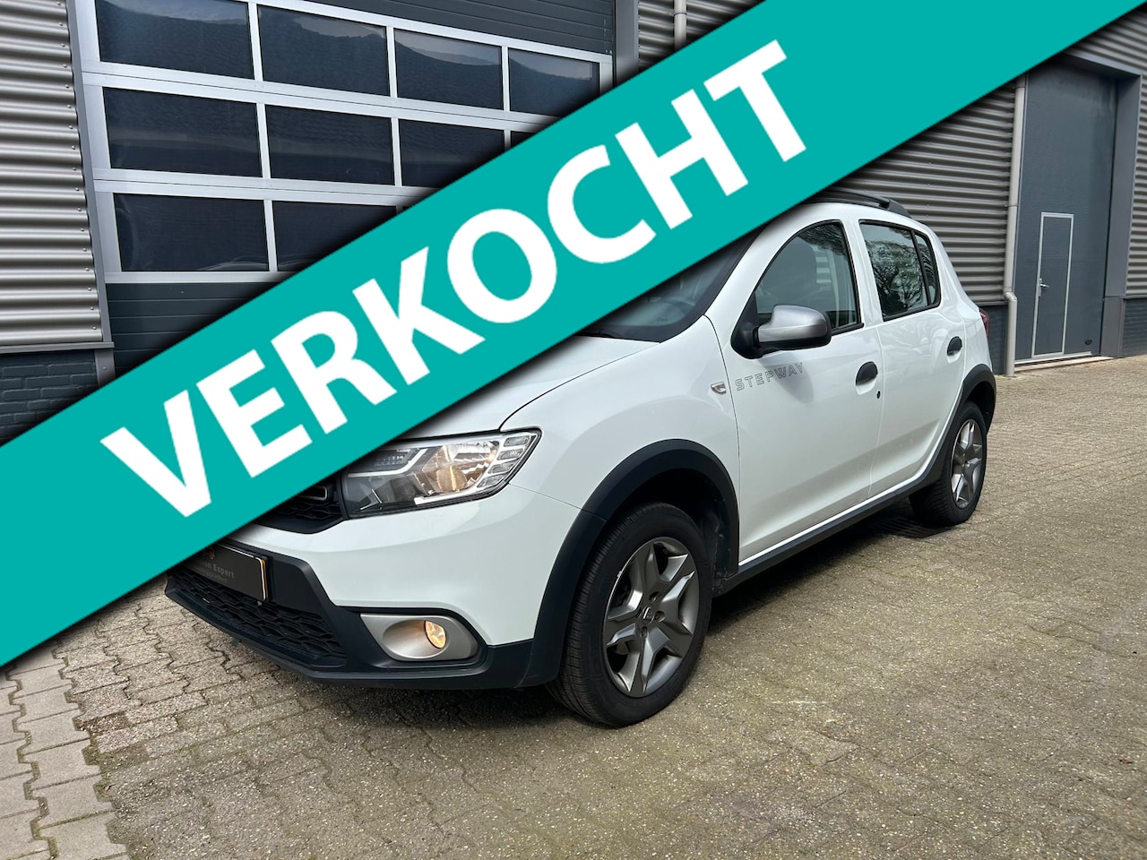 Dacia Sandero Stepway - 0.9 TCe Bi-Fuel SL Airco nav - AutoWereld.nl