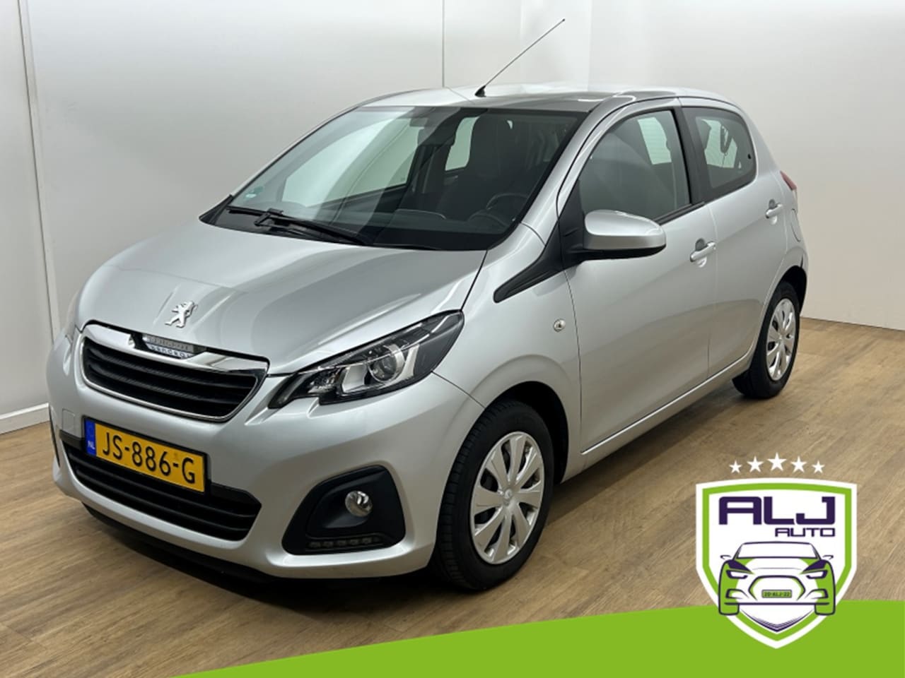 Peugeot 108 - Occasion 1.0 VTi Active | Grijs | Tweedehands Peugeot 108 | Automaat | Airco | Bluetooth a - AutoWereld.nl