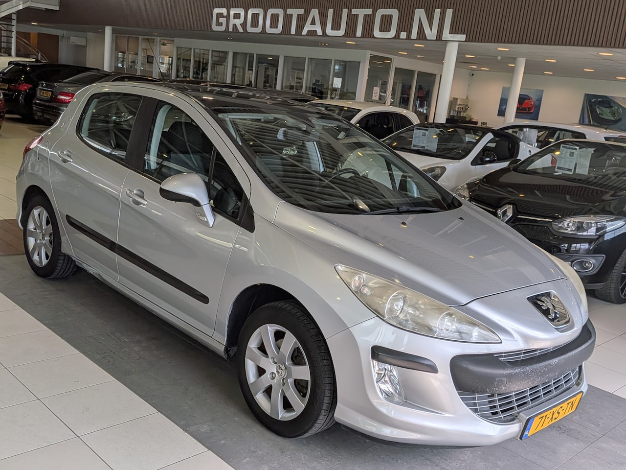 Peugeot 308 - 1.6 VTi XS Panoramadak, Airco, Cruise Control, Stuurbekrachtiging - AutoWereld.nl