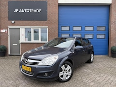 Opel Astra - 1.6 Business | Airco | LMV | Trekhaak |