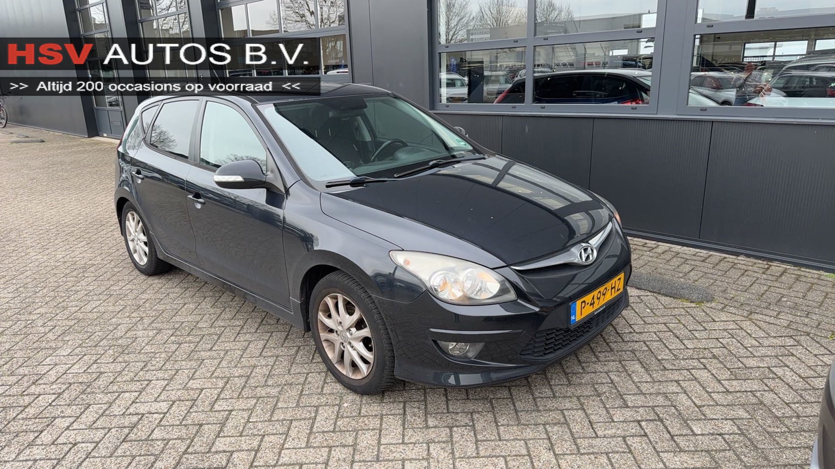 Hyundai i30 - 1.4i i-Drive airco LM 4-deurs *apk 04-2027* - AutoWereld.nl