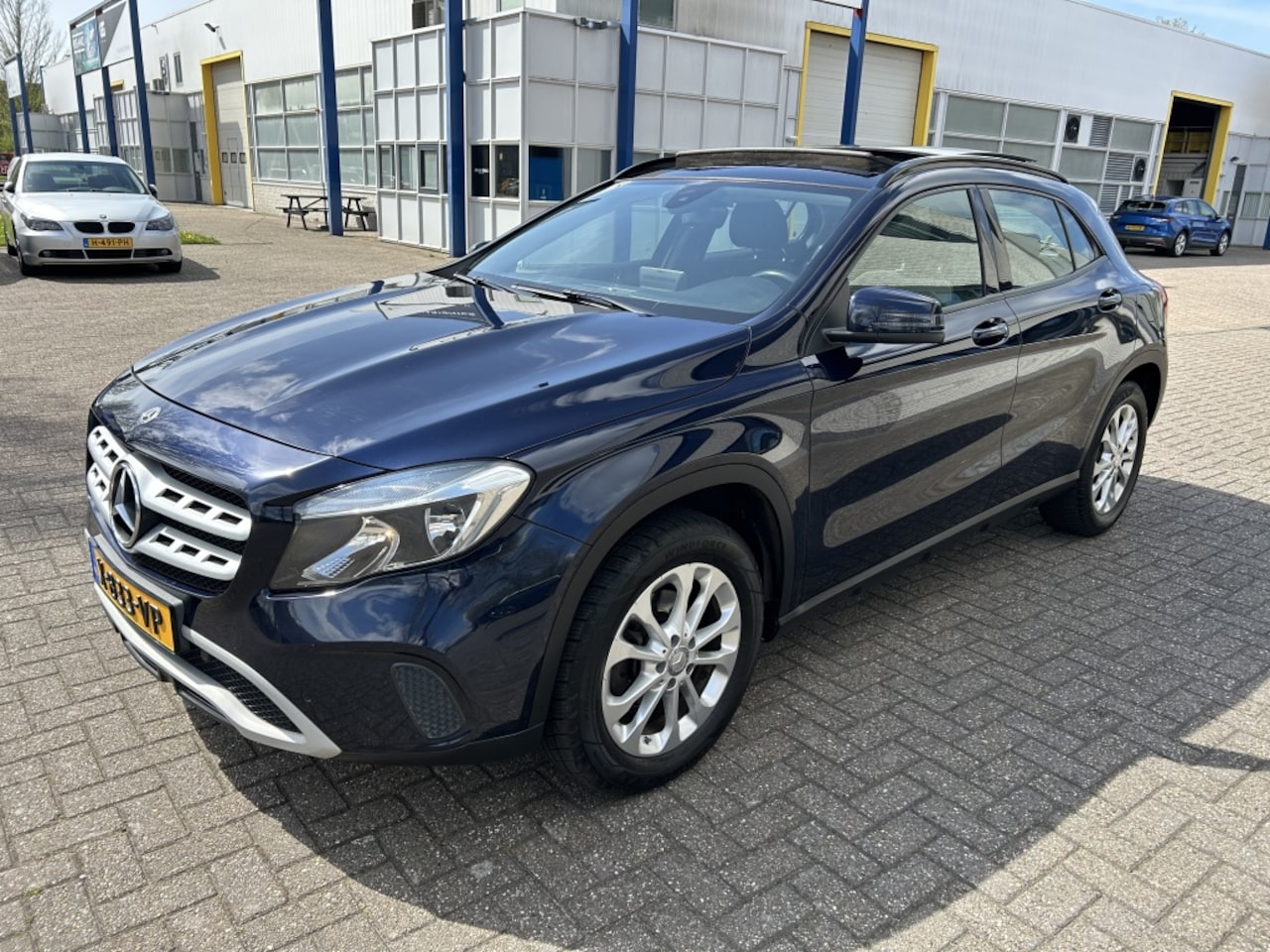 Mercedes-Benz GLA-Klasse - 200 Business 157PK PANO CARPLAY NAVI STOELVW. - AutoWereld.nl