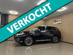 Mitsubishi Outlander - 2.0 PHEV Premium * Afn. Trekhaak / Camera / LED / 18" LM Velgen / NL Auto