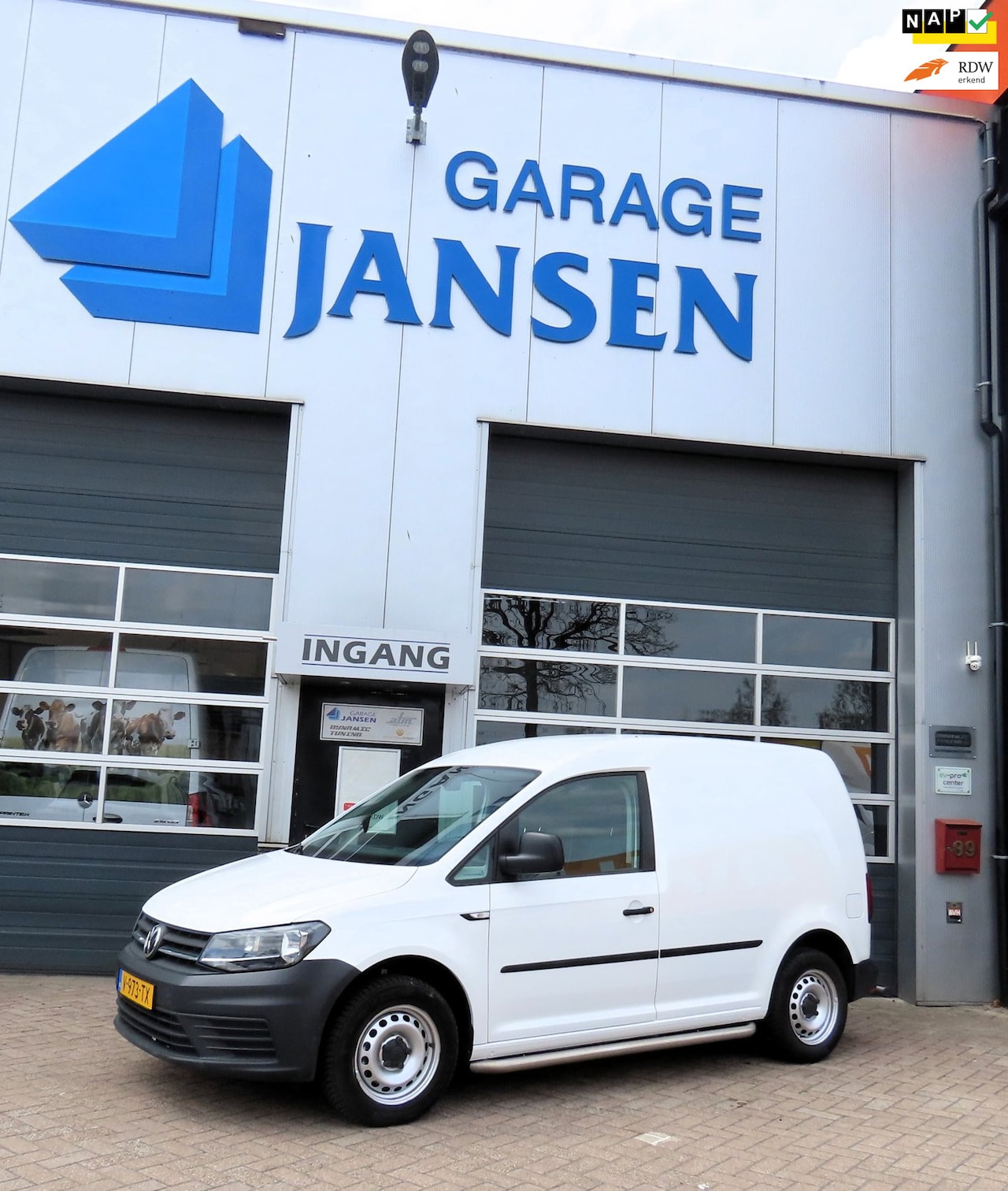 Volkswagen Caddy - 2.0 TDI L1H1 BMT Trendline Navi Cruise Airco - AutoWereld.nl