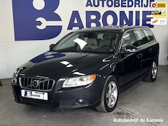 Volvo V70 - 1.6 T4 Limited Edition, schuifdak, gereviseerde automaat