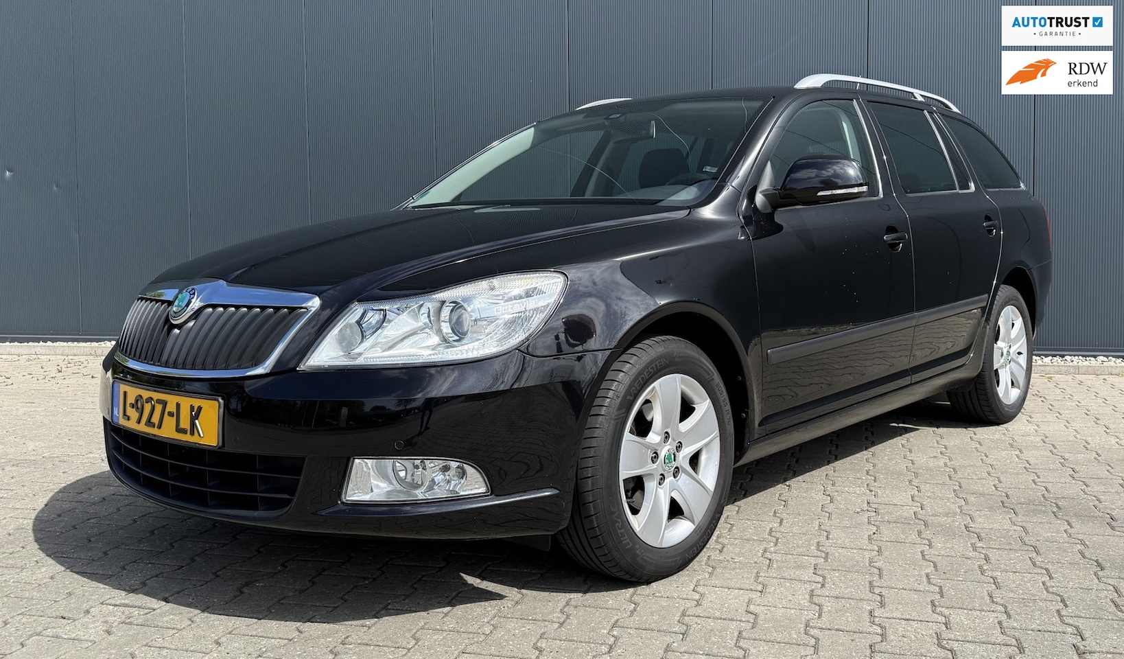 Skoda Octavia Combi - 1.2 TSI Arctic Airco Cruise Navi Trekhaak APK - AutoWereld.nl
