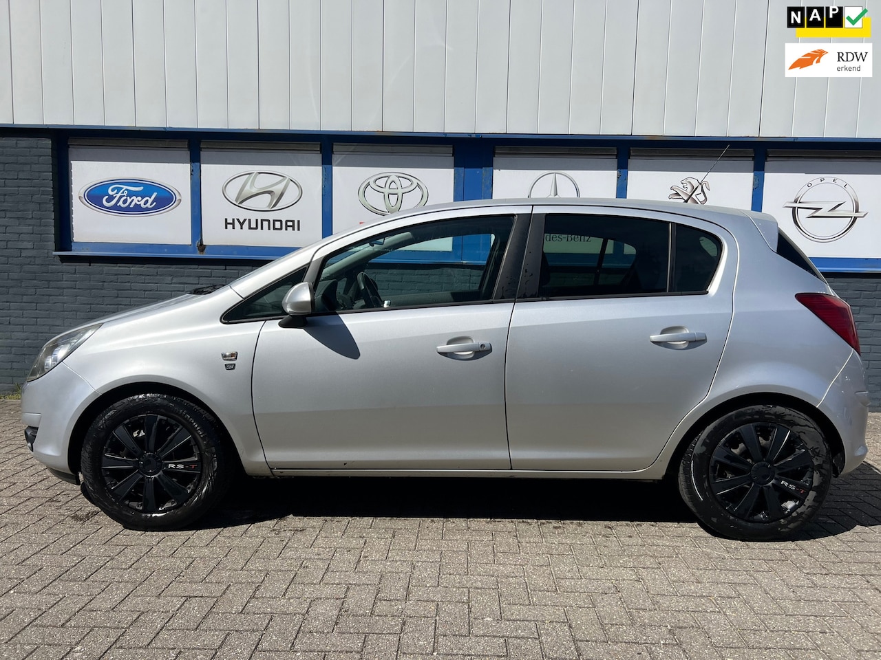 Opel Corsa - 1.0-12V '111' Edition 2010 NWE.APK 1995EU - AutoWereld.nl