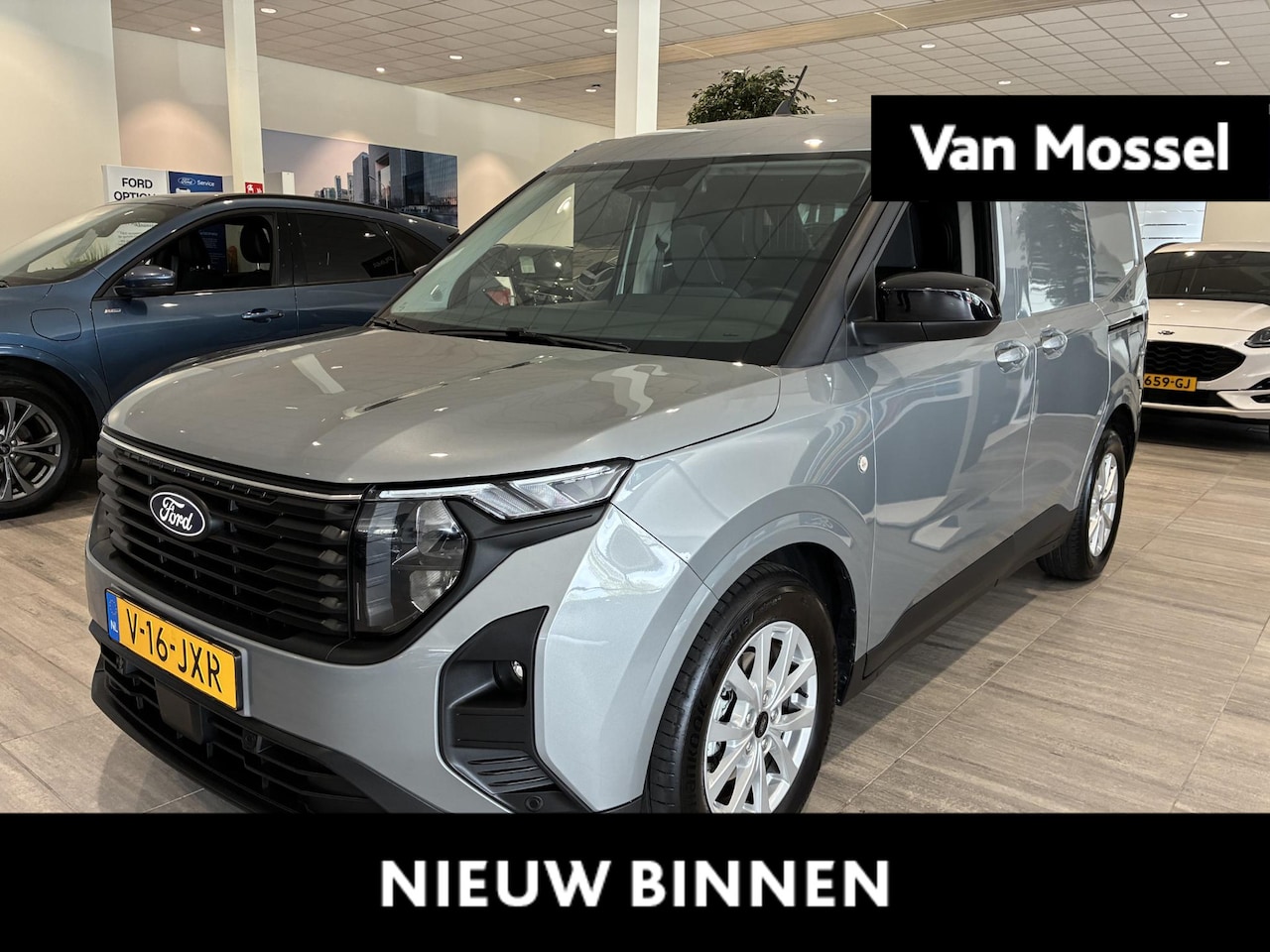 Ford Transit Courier - 1.0 EcoBoost Limited Automaat - AutoWereld.nl