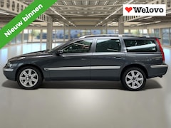 Volvo V70 - 2.5 T AWD Geartronic Titanium Incl. BTW, Dealer onderhoud, Electr. stoelen, Leder