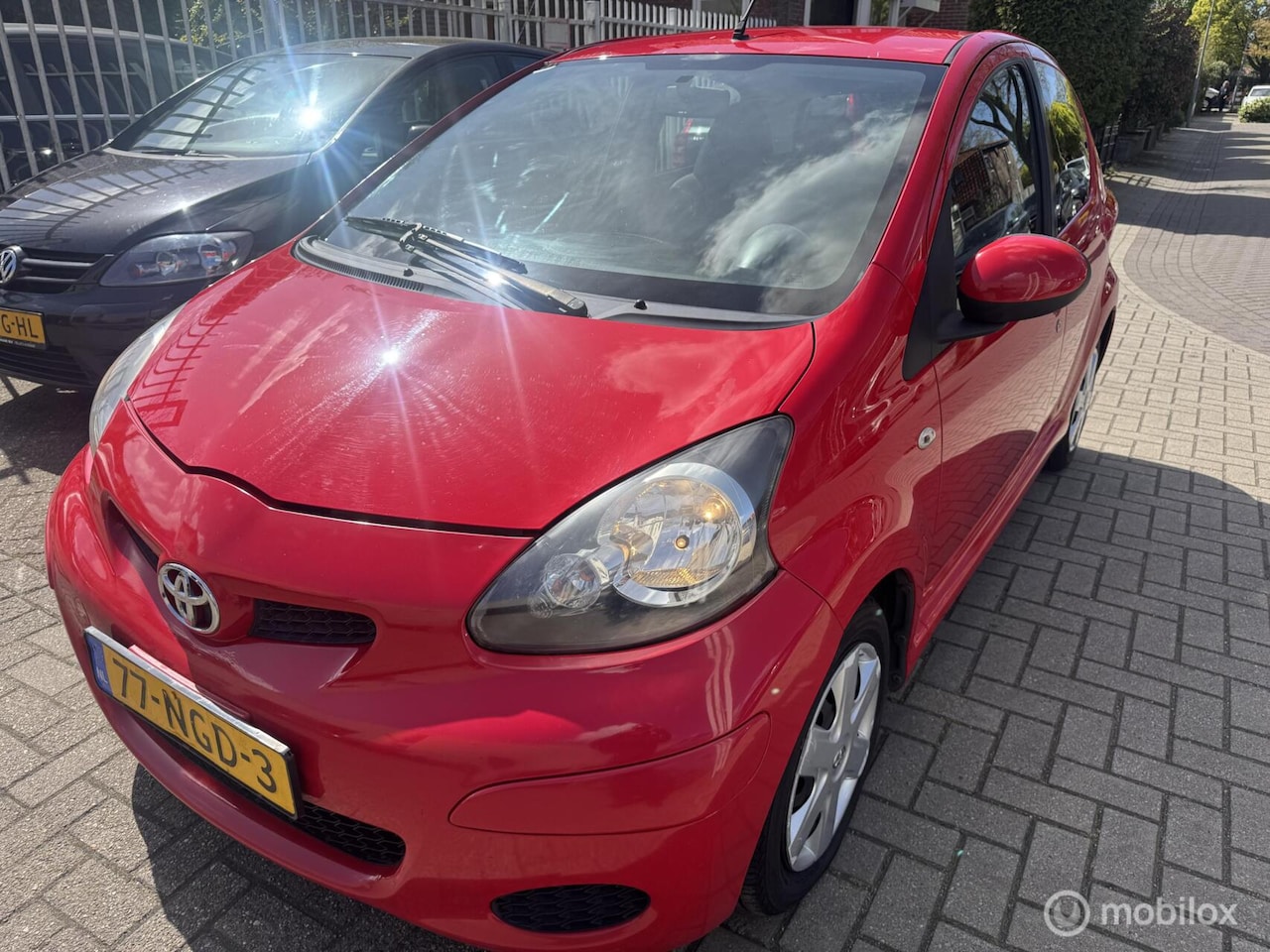 Toyota Aygo - 1.0-12V Comfort 1.0-12V Comfort - AutoWereld.nl