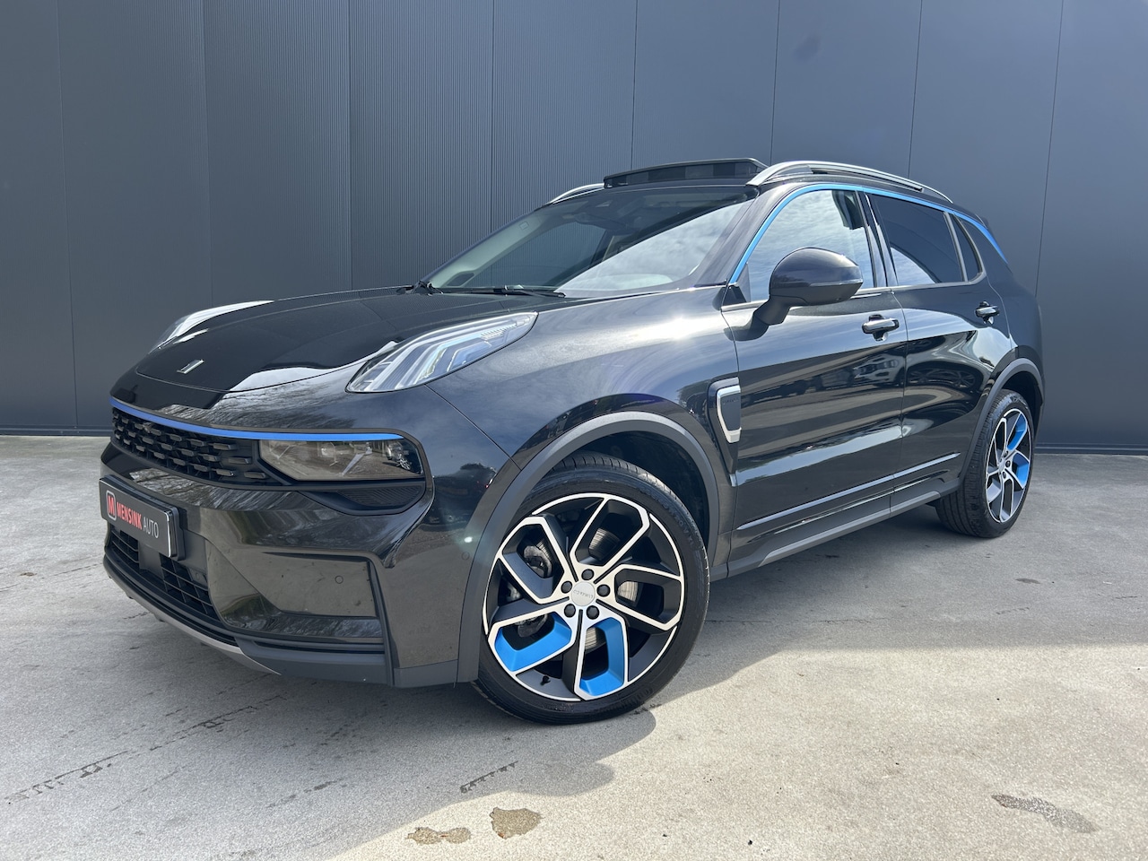 Lynk & Co 01 - 1.5 PHEV BLACK EDITION 360 CAMERA PANO DAK ADAP CRUISE MEMORY LED NAVI ECC INFINITY SOUND - AutoWereld.nl