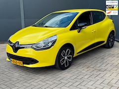 Renault Clio - 1.2 Expression / Automaat / Navi