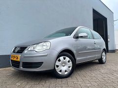 Volkswagen Polo - 1.4-16V Optive - Airco