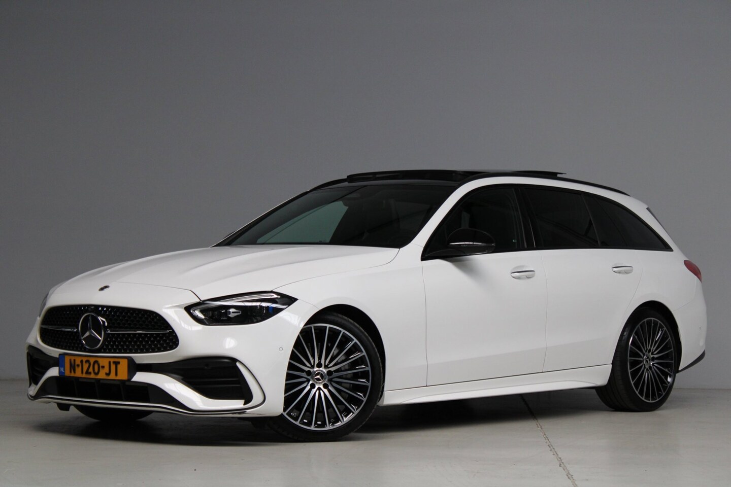 Mercedes-Benz C-klasse Estate - 200 Launch Edition AMG Line | head-up display | adap. cruise | 360 camera | burmester | la - AutoWereld.nl