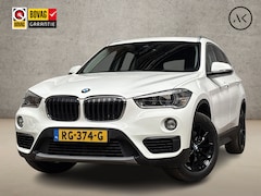 BMW X1 - sDrive18i Sport 141Pk Automaat (NAVIGATIE, CLIMATE, PARKEERSENSOREN, SPORTSTOELEN, GETINT