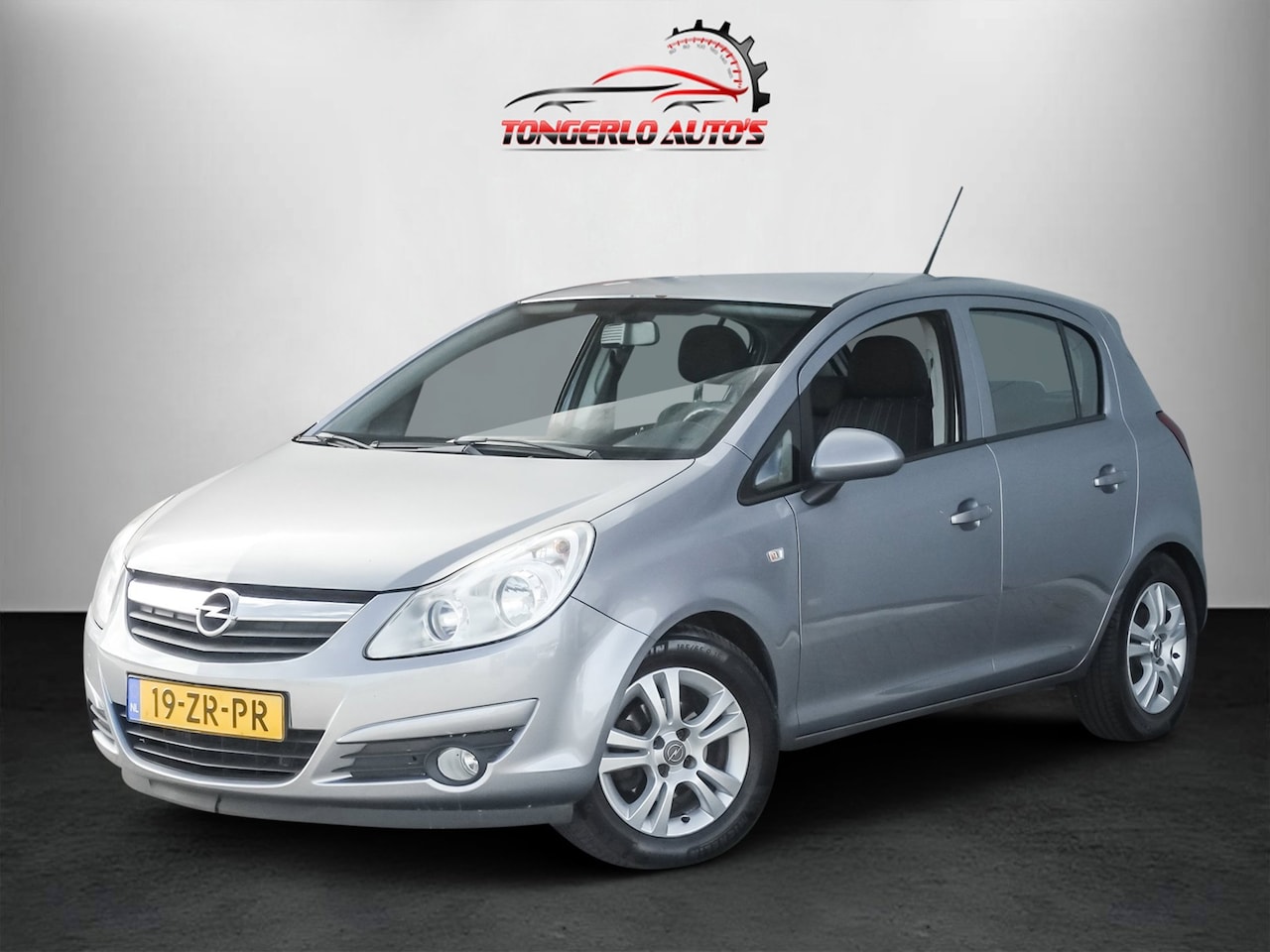 Opel Corsa - 1.2-16V Enjoy 15'' LM Airco Volledig onderhouden 120 Dkm - AutoWereld.nl