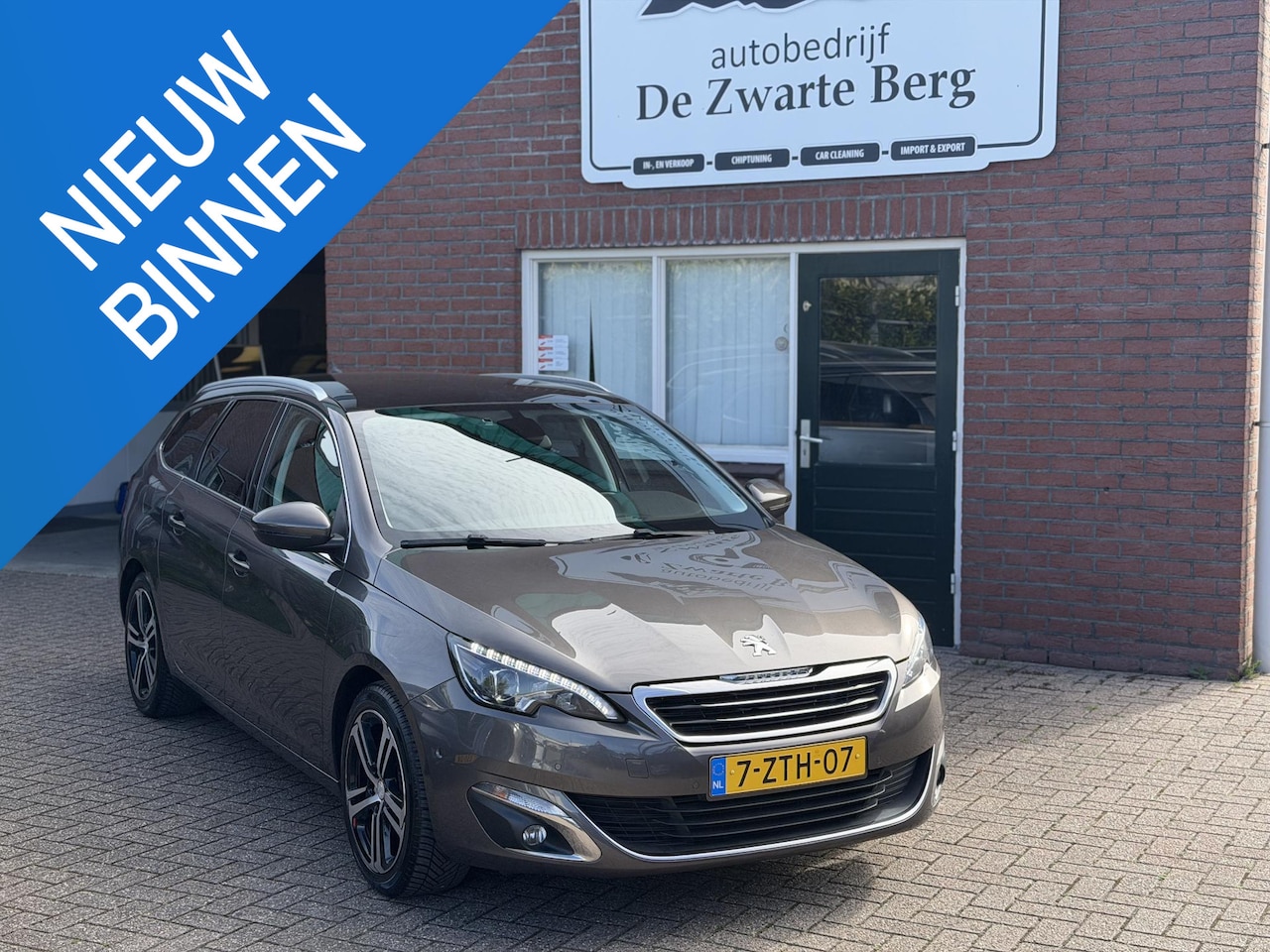 Peugeot 308 SW - 1.2 PureTech Blue Lease Premium RIEM VERVANGEN - AutoWereld.nl