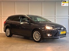 Ford Focus Wagon - Titanium / 2013 / 89.971 KM NaP / Trekhaak / Cruise