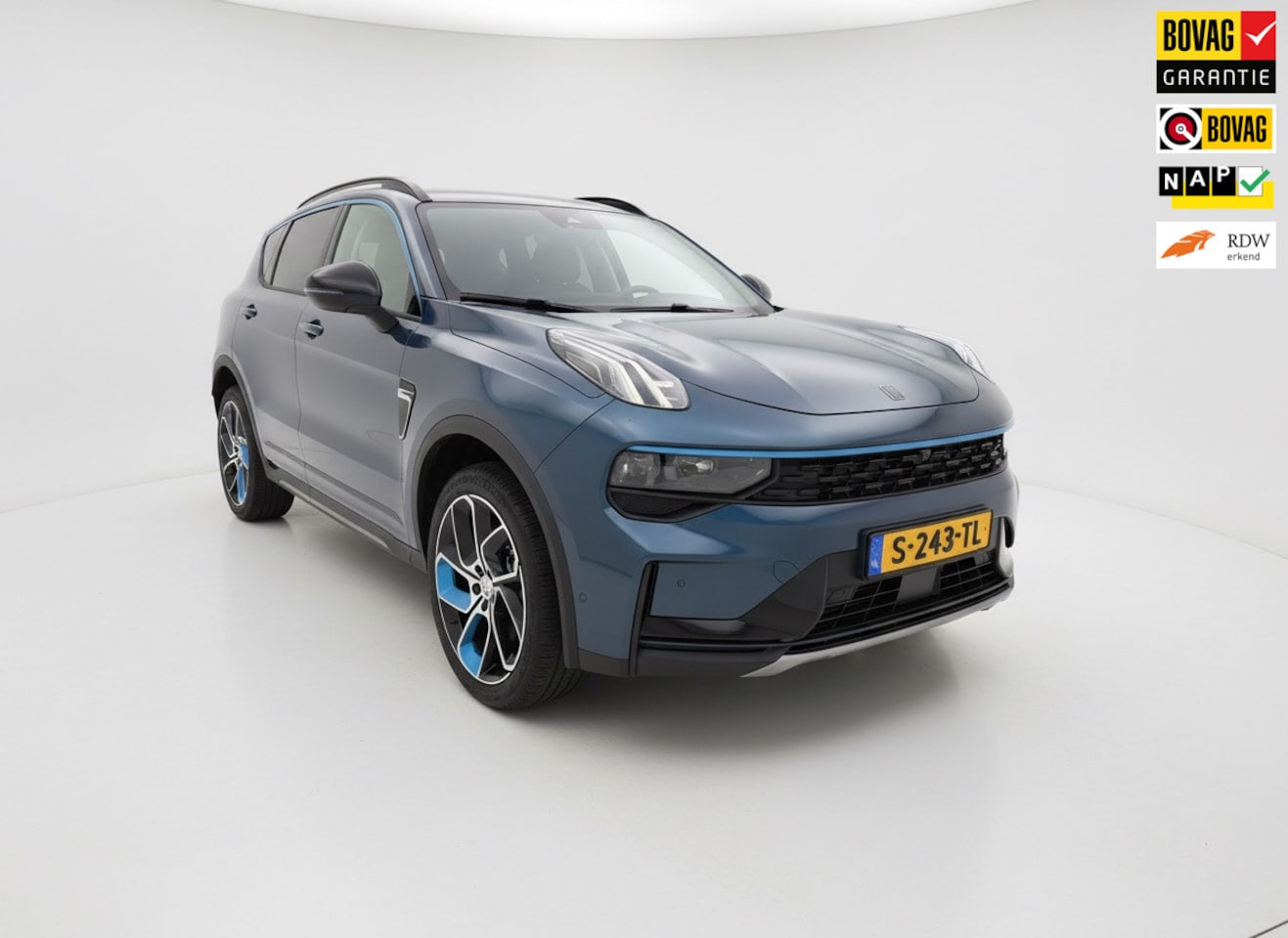 Lynk & Co 01 - 1.5 Pano Keyless 360 Carplay |NAP|1STE EIG.|PANO| - AutoWereld.nl