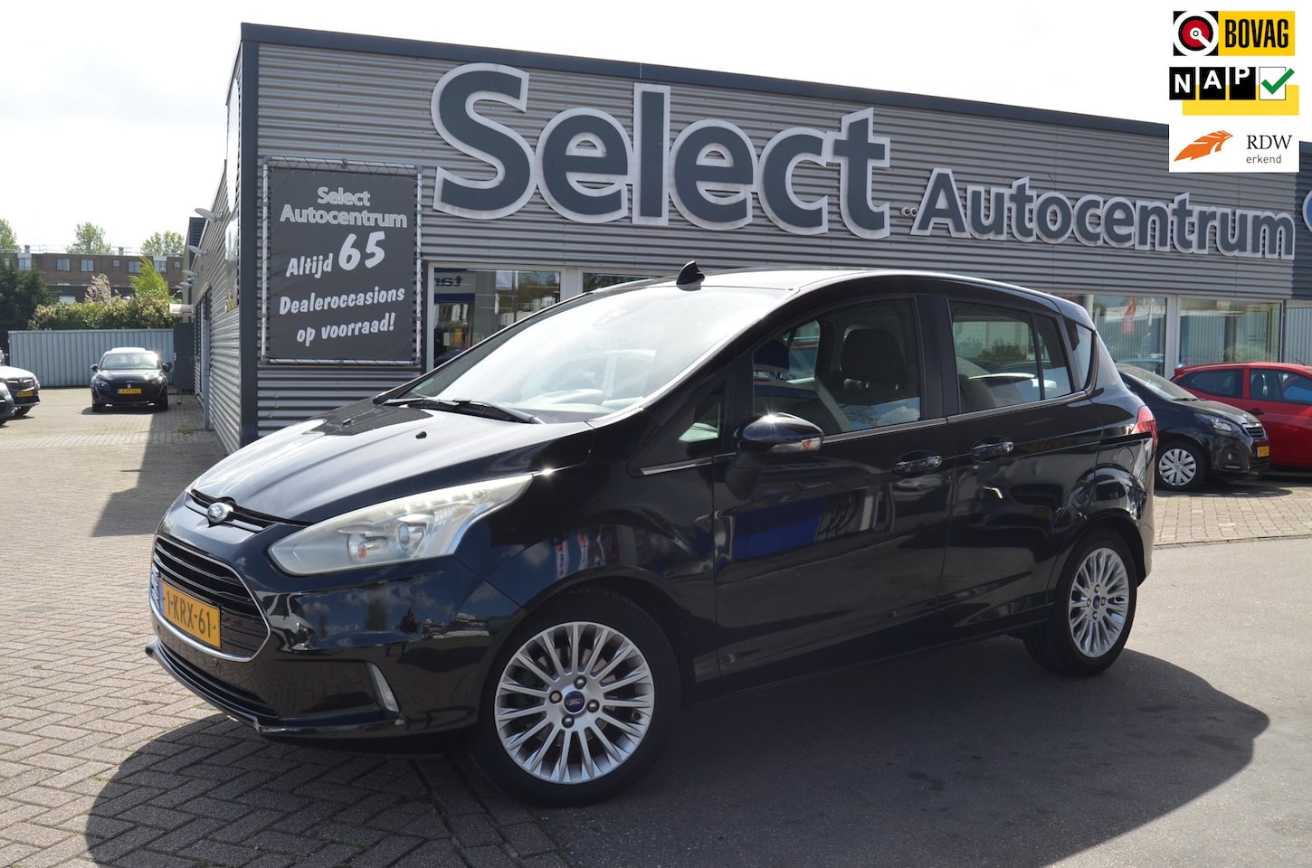 Ford B-Max - 1.0 EcoBoost Titanium| NAVI lLMW|VOORRUITVERW|NW DISTRI| - AutoWereld.nl