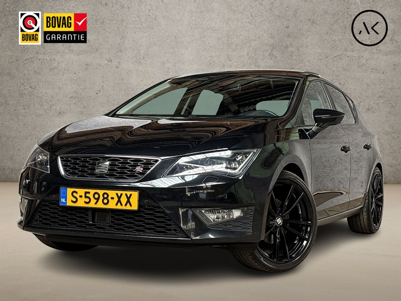 SEAT Leon - 1.4 TSI ACT FR Sport 150Pk Automaat (SCHUIFDAK, BLACK PACK, NAVIGATIE, LEDER/ALCANTARA, ST - AutoWereld.nl