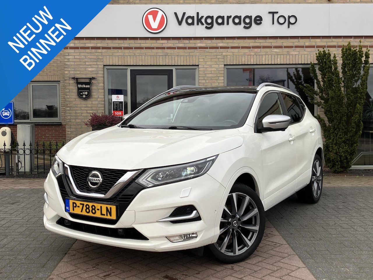 Nissan Qashqai - 1.3 DIG-T Tekna + | Leder | Pano | ACC | - AutoWereld.nl