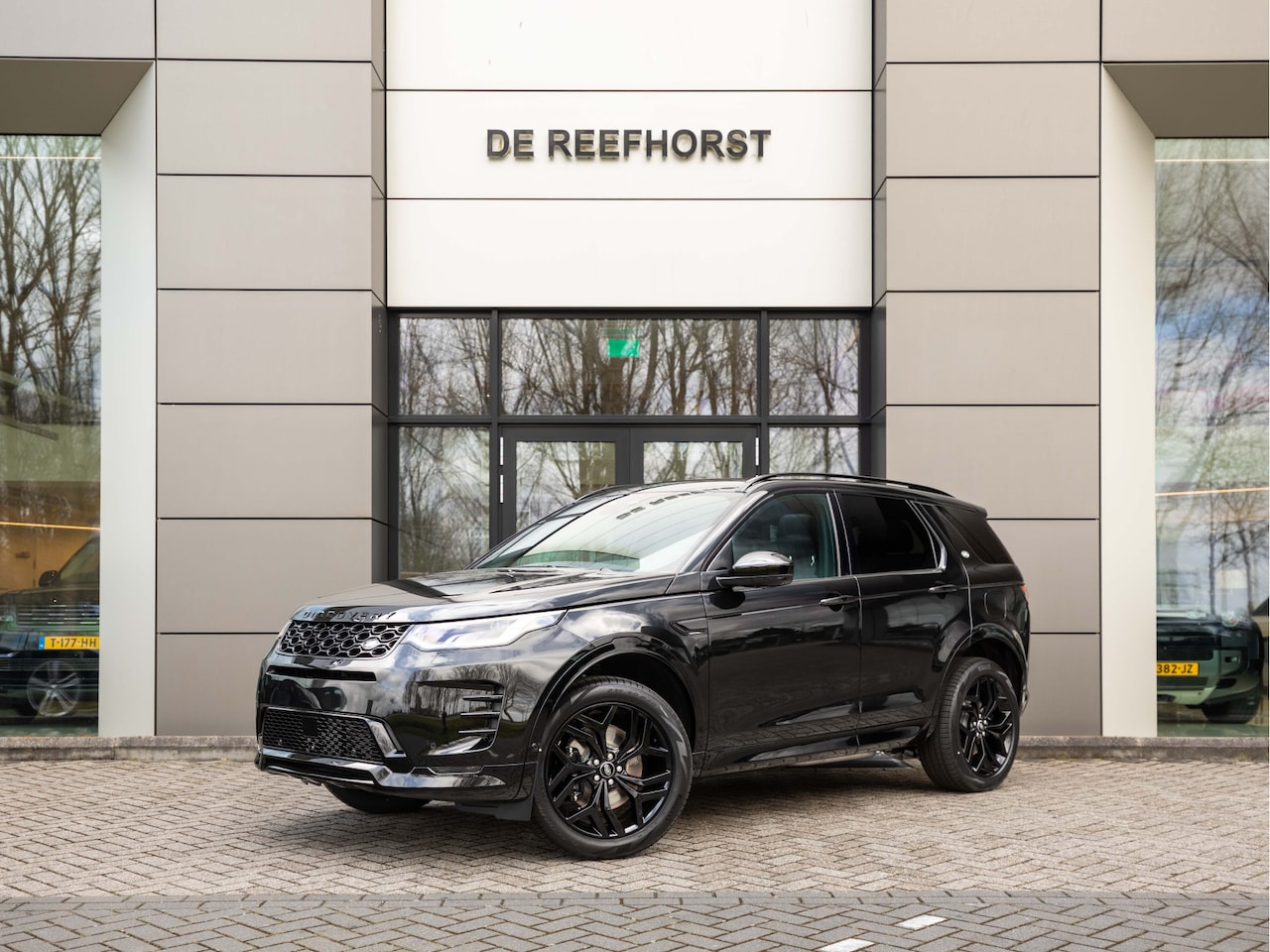 Land Rover Discovery Sport - 1.5 P270e PHEV Business Landmark Edition | Towing Pack | Matrix LED-koplampen | Configurab - AutoWereld.nl