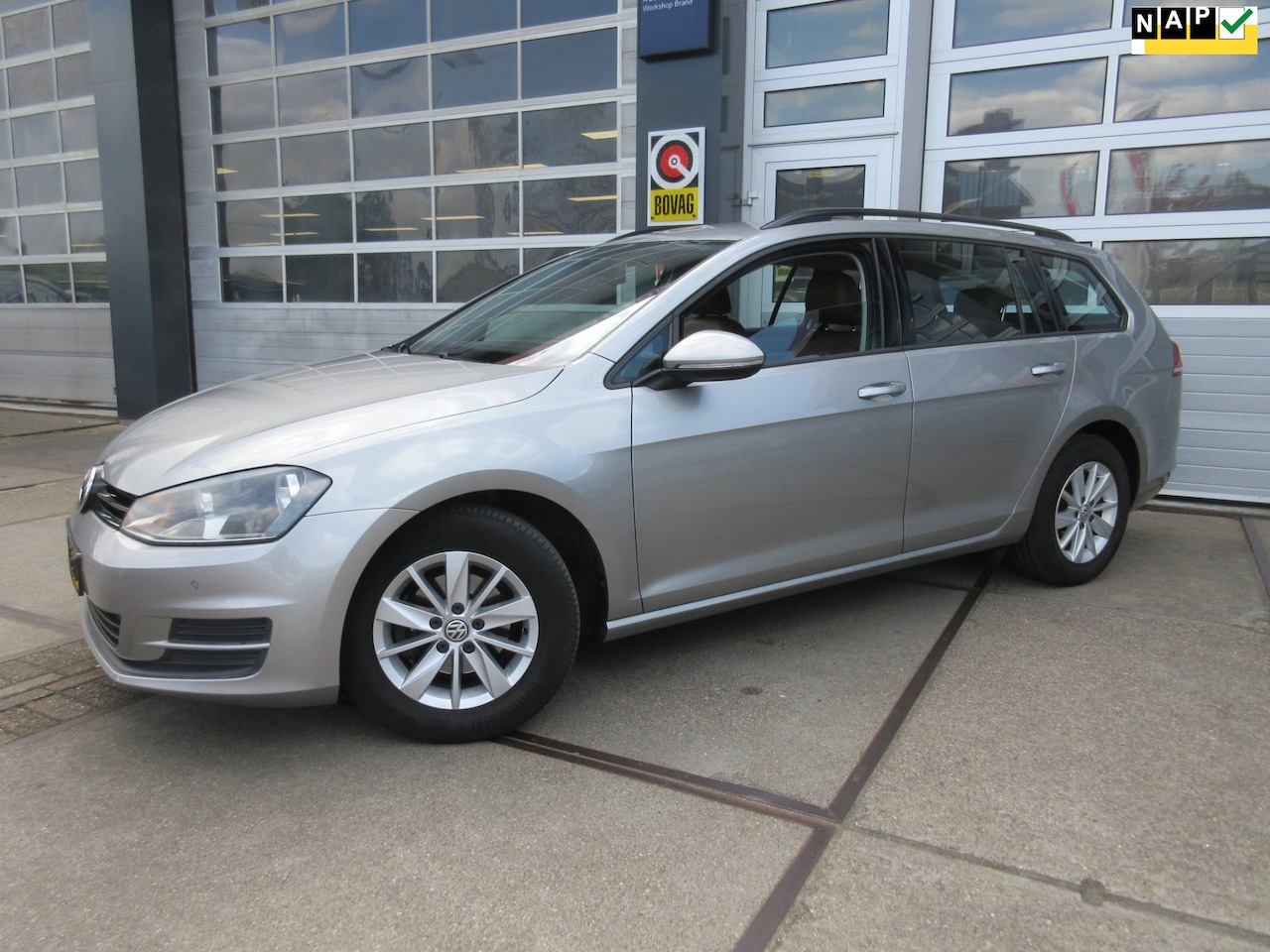 Volkswagen Golf Variant - 1.2 TSI Comfortline / Camera / Leer / Navi / PDC - AutoWereld.nl