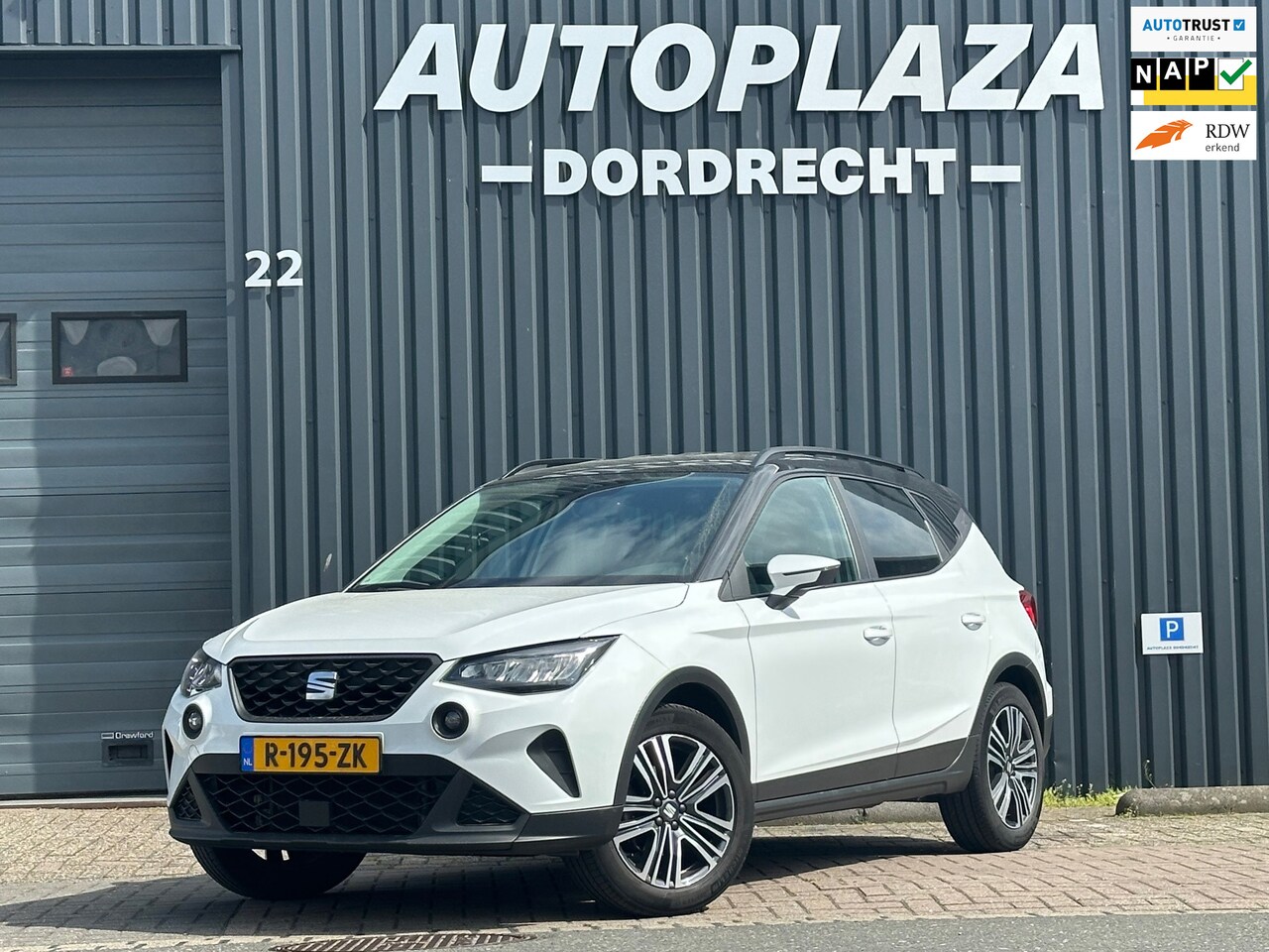 SEAT Arona - 1.0 TSI Style Business Connect|STOELVERW|CAMERA|VIRTUAL| - AutoWereld.nl