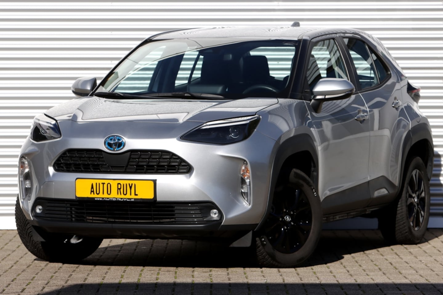 Toyota Yaris Cross - 1.5 Hybrid Comfort Plus Carplay / Sportv. - AutoWereld.nl