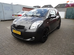 Toyota Yaris - 1.3 SPORT VVTi Terra (KM 165998 AIRCO)