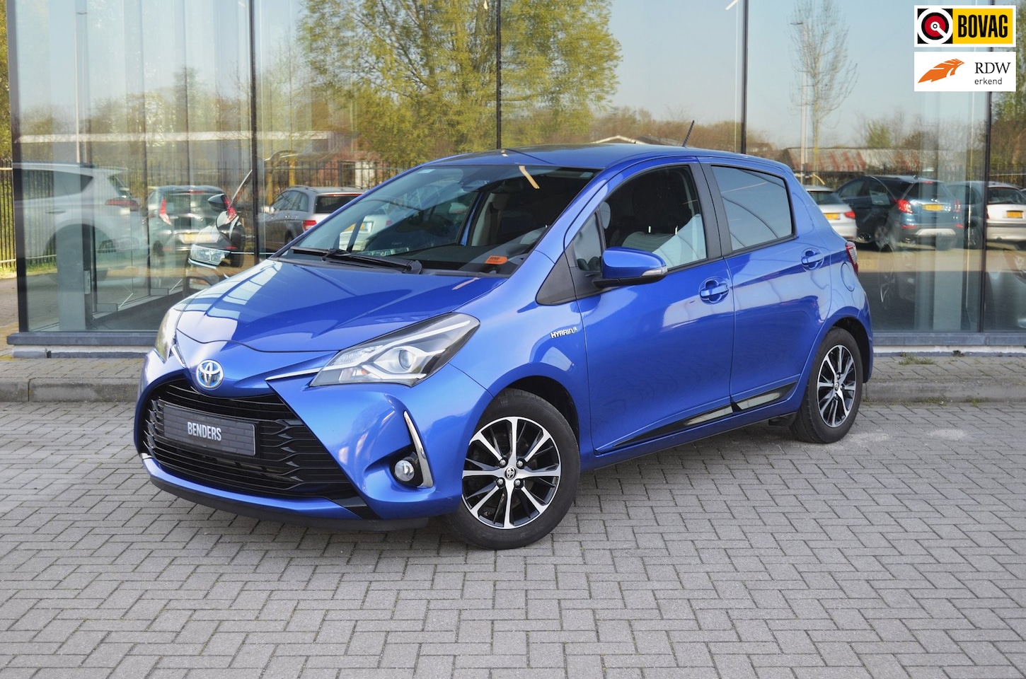Toyota Yaris - 1.5 Hybrid Dynamic | Cruise | stoel verw. | Camera | Clima - AutoWereld.nl