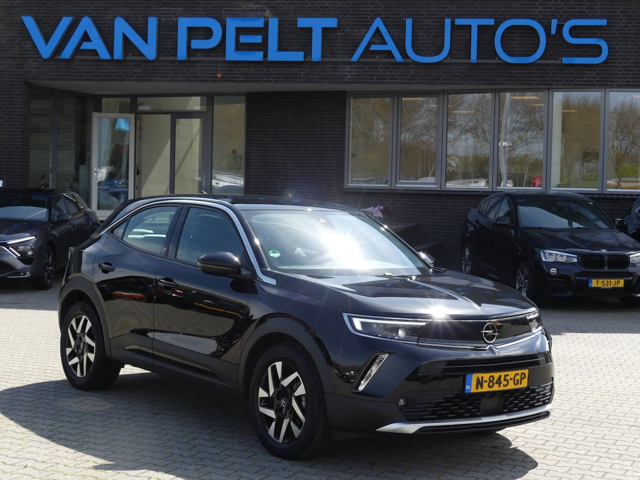 Opel Mokka-e - Business Elegance 50-kWh 3-Fase / Winterpack / - AutoWereld.nl
