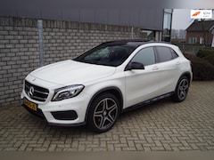 Mercedes-Benz GLA-Klasse - 250 Prestige AMG Autom Panodak Leder/Alcantara Sportst Stoelverw Navi Camera Clima Xenon C