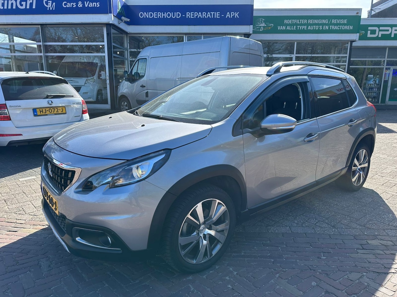 Peugeot 2008 - 1.5 BlueHDi Blue Lease Active "70.183km." - AutoWereld.nl
