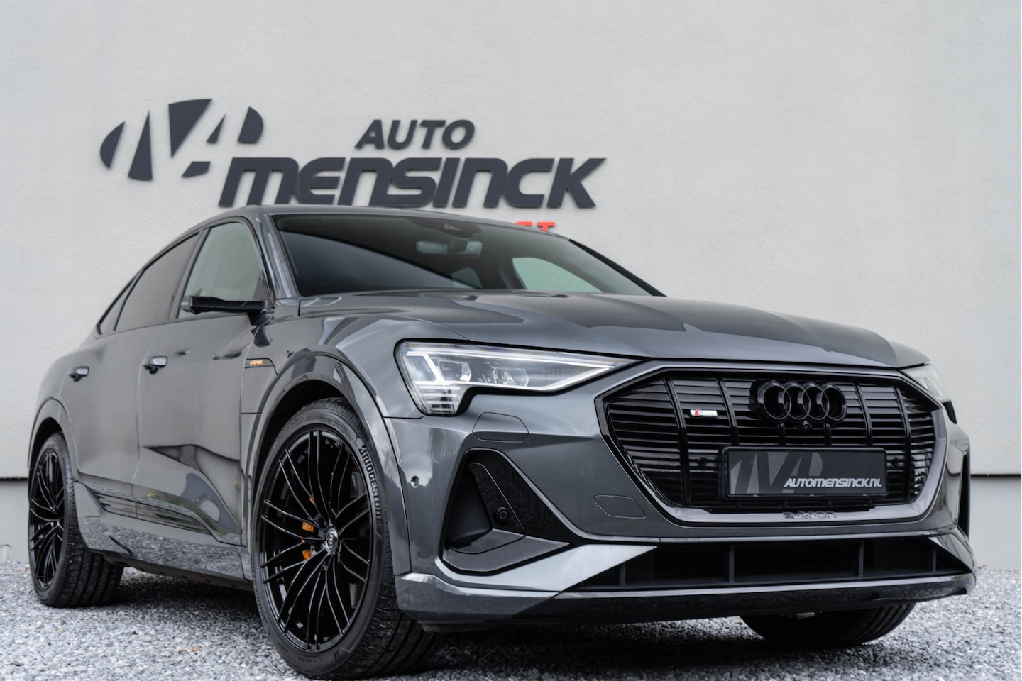 Audi e-tron Sportback - 55 Quattro / 2x S-line/ S zetels/ Head-up/ 360 camera/ Pano/ Trekhaak/ 300kW (408PK) - AutoWereld.nl