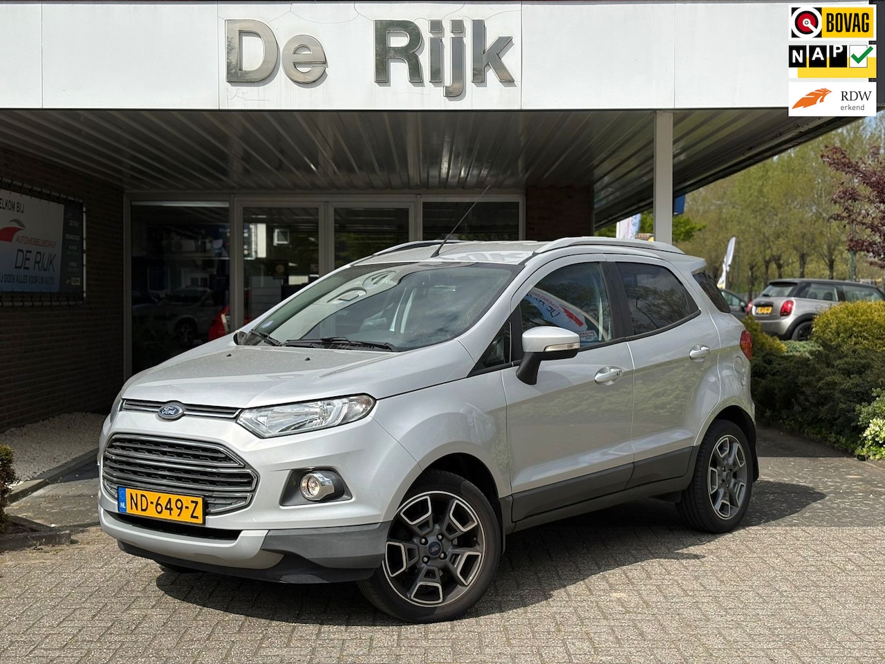 Ford EcoSport - 1.0 EcoBoost Titanium | Navi, PDC, Stoelverw., Cruise, Half Leder, 17'' LMV | 1e Eigenaar - AutoWereld.nl