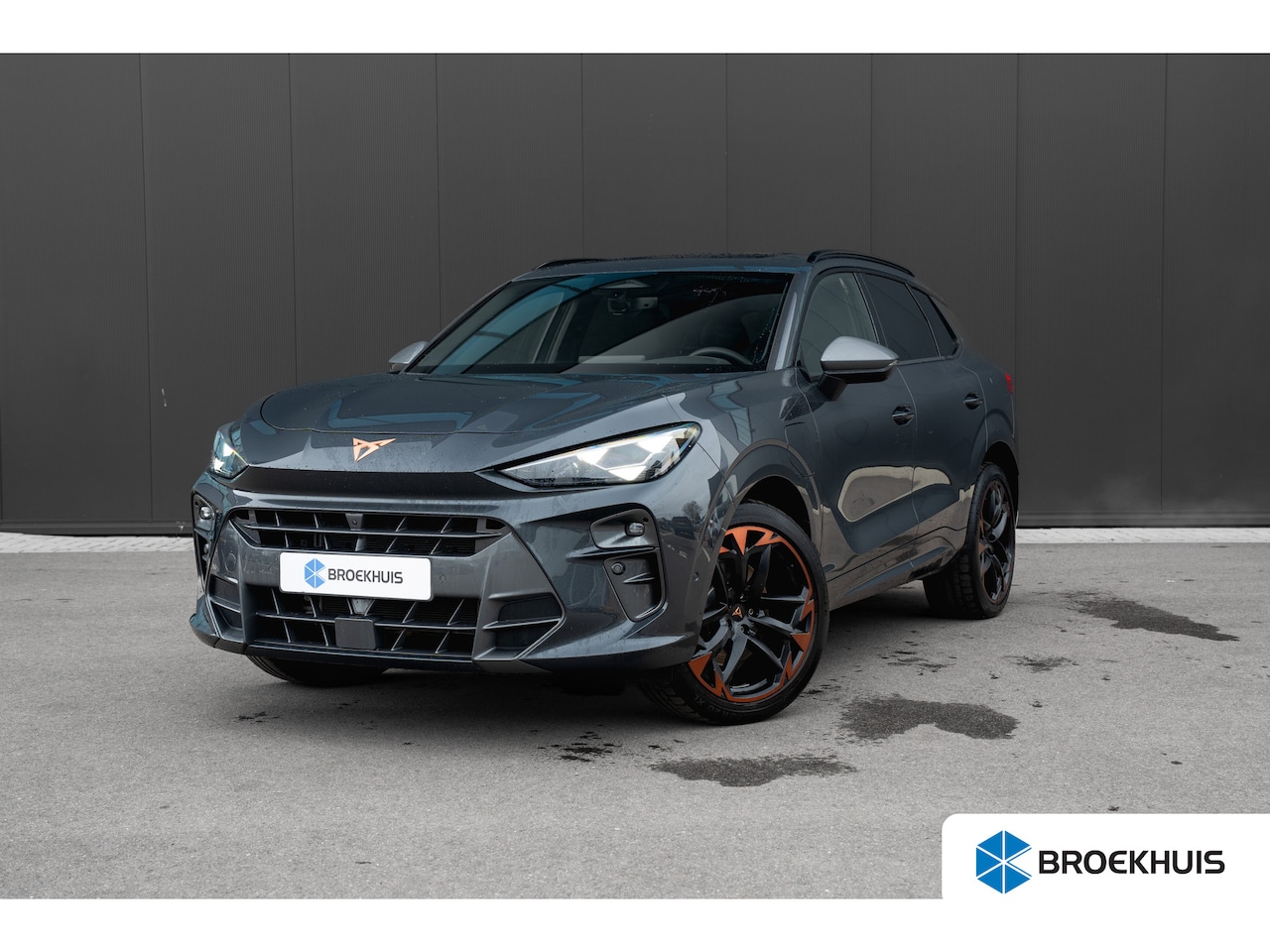 CUPRA Terramar - 1.5 TSI e-Hybrid 272pk VZ Performance | Panoramadak | Trekhaak | 360 Camera | Alcantara | - AutoWereld.nl