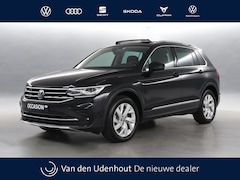 Volkswagen Tiguan - 1.4 TSI eHybrid 245pk PHEV Elegance / Panoramadak / Trekhaak / LED Matrix