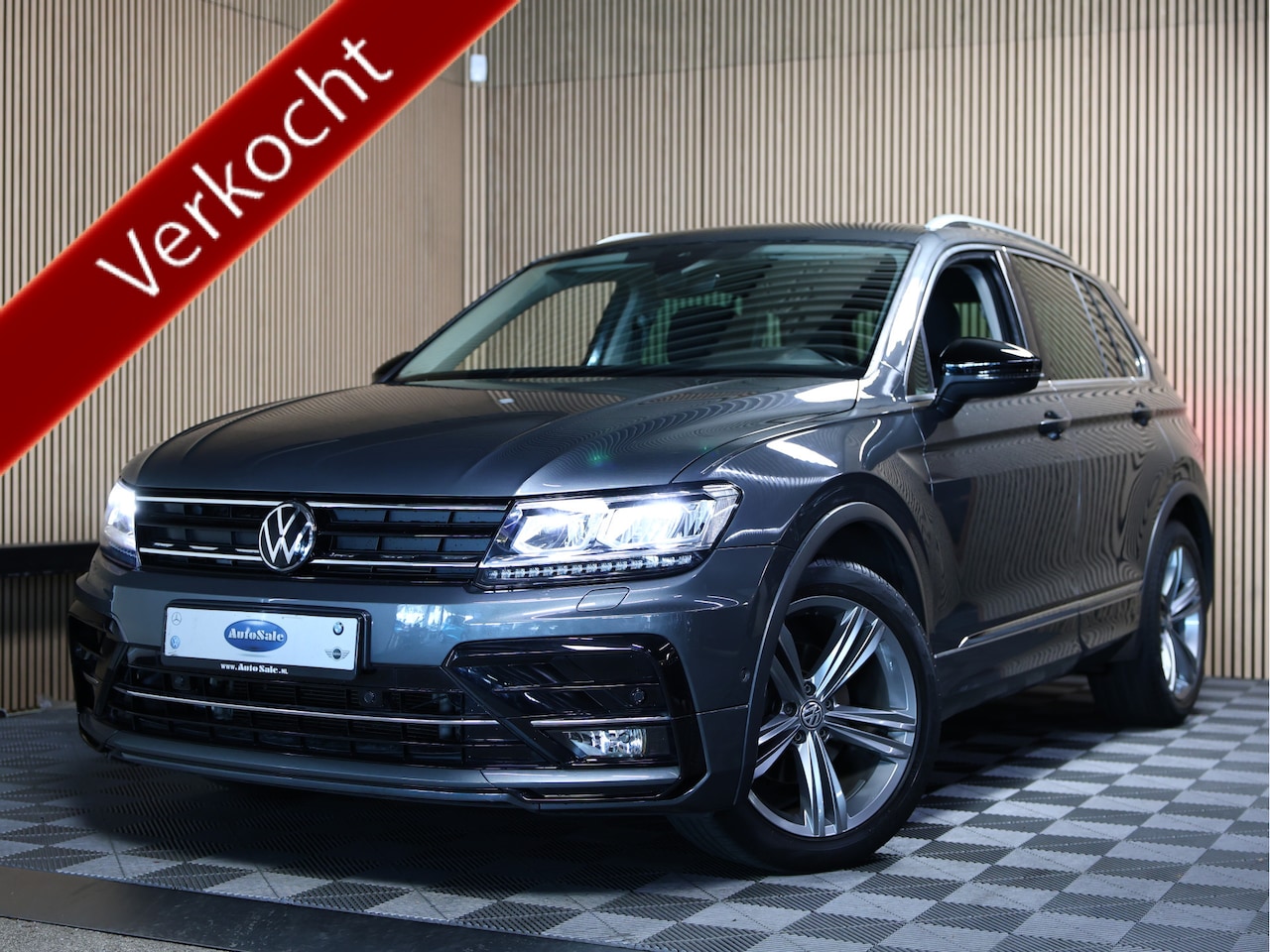 Volkswagen Tiguan - 1.5 TSI ACT Highline Business R LINE 89000 km 019 - AutoWereld.nl