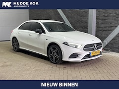 Mercedes-Benz A-klasse - 250 e Business Solution AMG Limited | Stoelverwarming | Camera | Getint Glas | 18 Inch